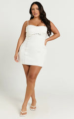 Gigi Mini Linen Dress - Sweetheart Tie Back Scallop Detail Dress in Off White